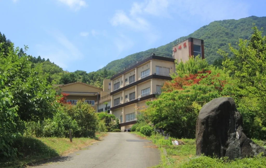 わんこと泊まる宿　弥彦の奥湯　上州苑